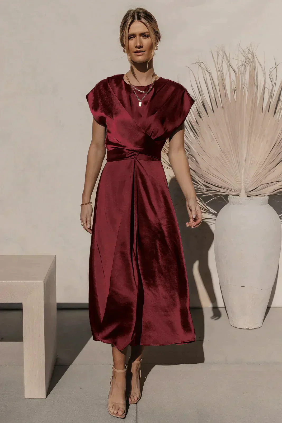 Daniela - Vestido satinado midi con nudo