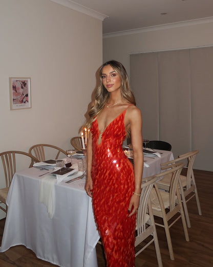 Isabella – Vestido largo de lentejuelas con escote profundo