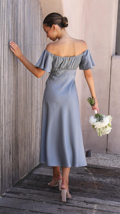 Valeria – Vestido de Noche con Hombros Descubiertos y Abertura Lateral