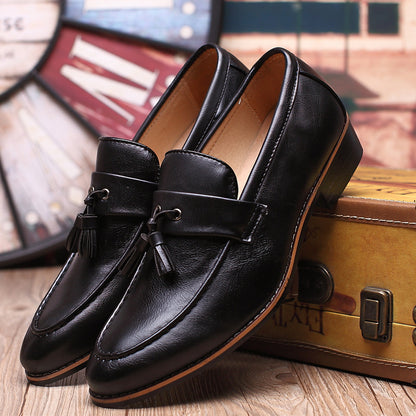 Tayvyan | Mocasines casuales británicos retro sin cordones con borlas para hombre